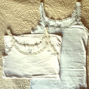 Set of 2 Gap Lace Neckline Tank Tops